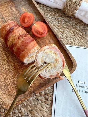 Рулетики куриные в беконе 150г 00691