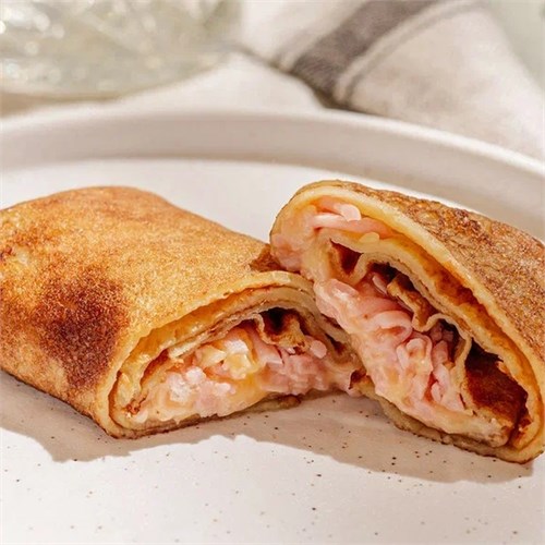 Блинчики с ветчиной и сыром 100г 00409