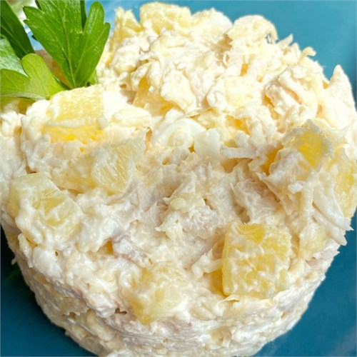 Салаты: Салат с курицей и ананасами 1кг 01450