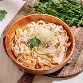 {{photo.Alt || photo.Description || 'Паста Карбонара 200г'}}