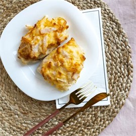 {{photo.Alt || photo.Description || 'Куриная грудка с ветчиной и сыром 150г'}}