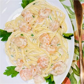 {{photo.Alt || photo.Description || 'Паста с креветками 200г'}}