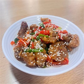 {{photo.Alt || photo.Description || 'Свинина по-тайски 180г'}}